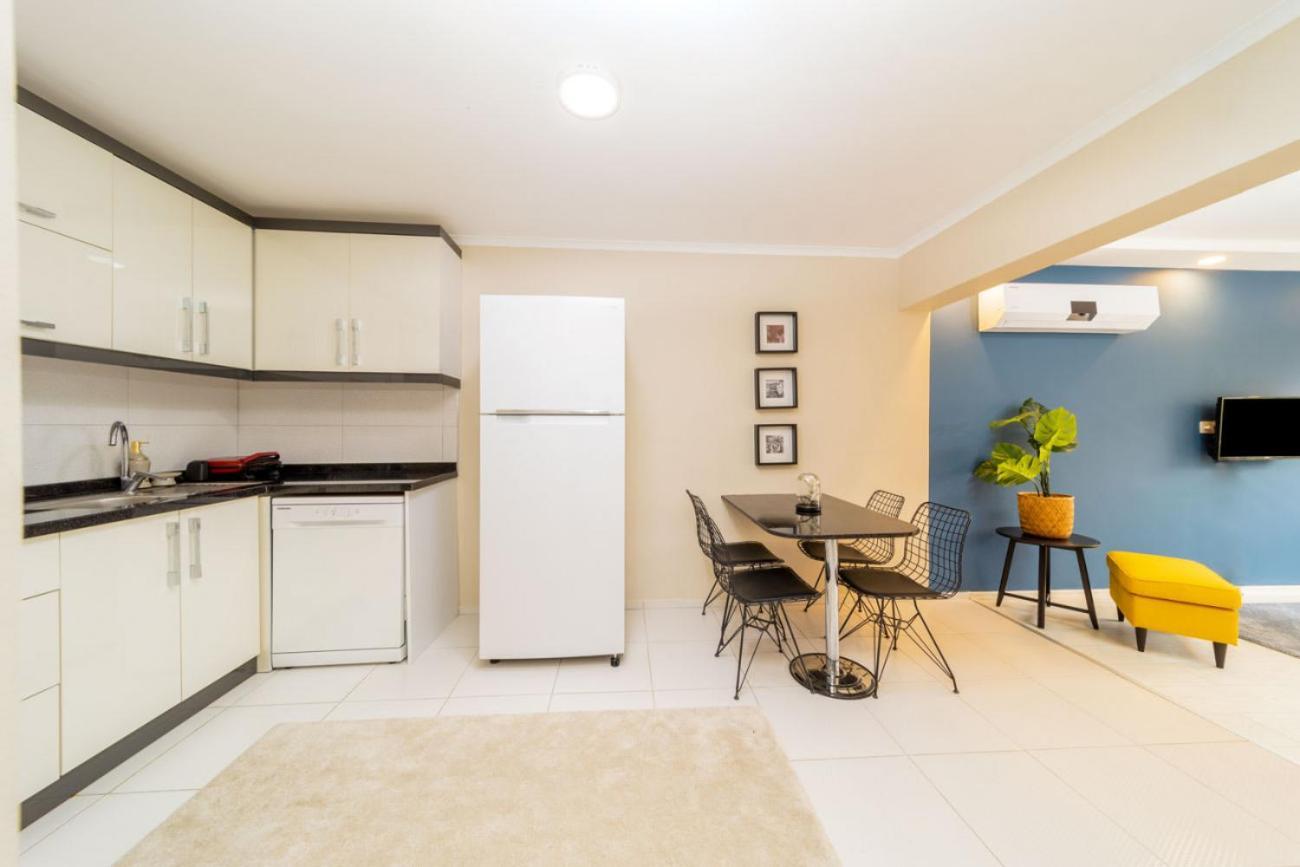 Lovely Flat Near Hadrians Gate Apartment Antalya Exterior photo